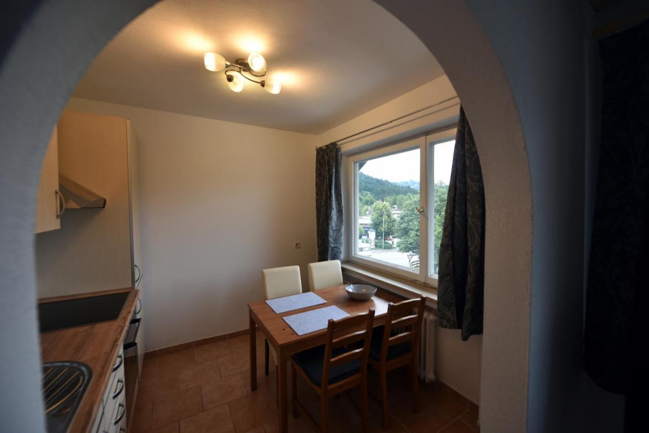 Ferienwohnung Osterfeld การ์มิช-พาร์เทนเคียร์เชน ภายนอก รูปภาพ