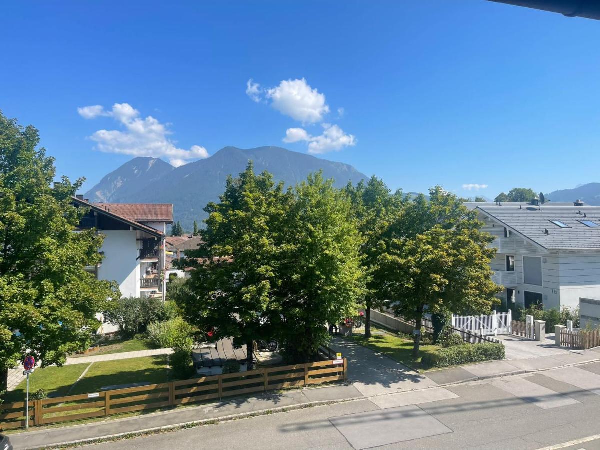 Ferienwohnung Osterfeld การ์มิช-พาร์เทนเคียร์เชน ภายนอก รูปภาพ
